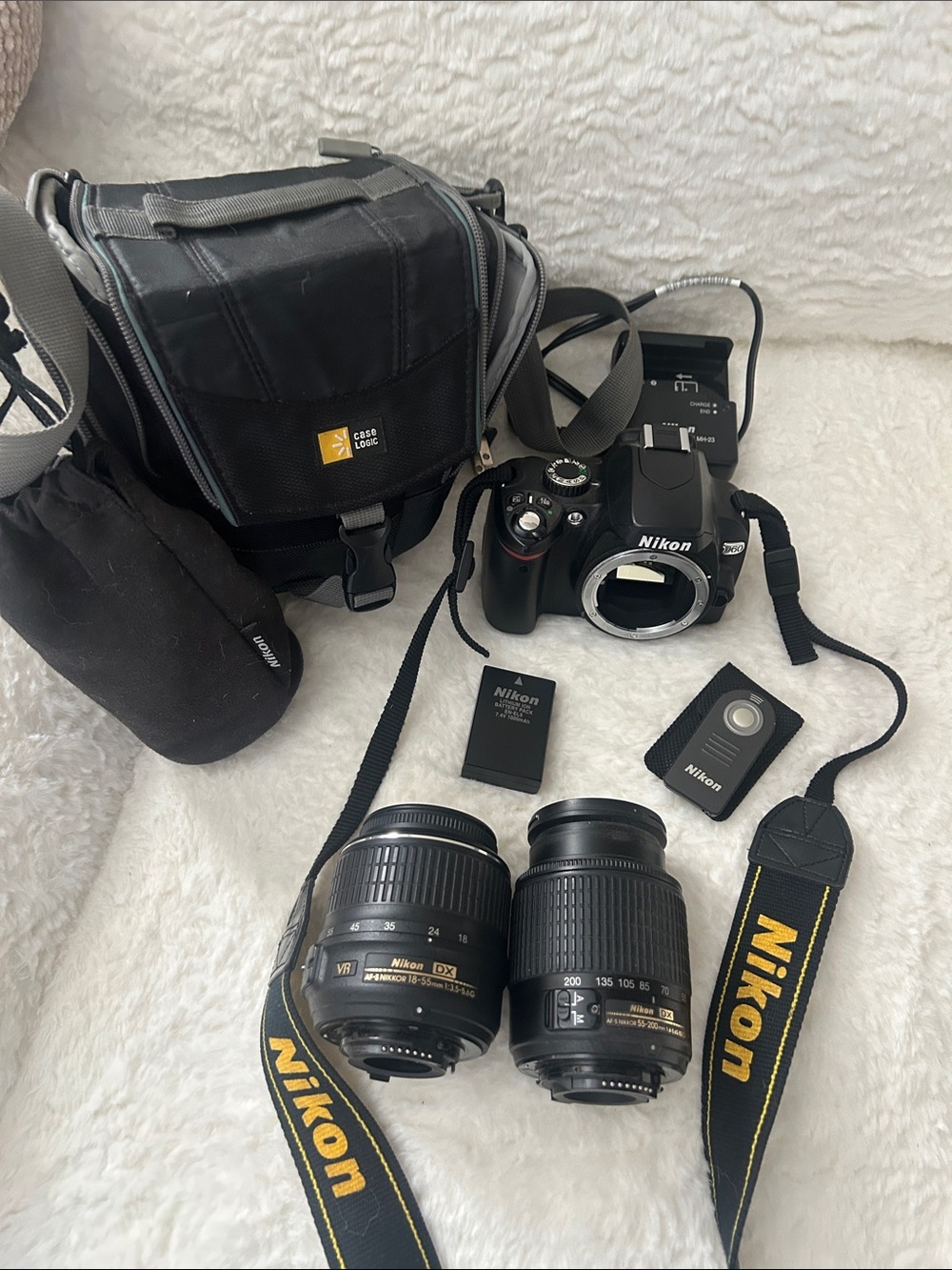 Nikon D60 Black DSLR Camera with Black and Yellow Branded Strap